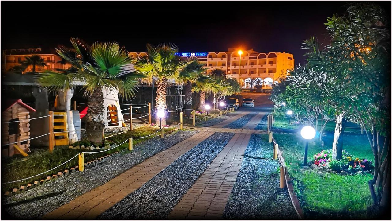 Hotel Parco Dei Principi Scalea Esterno foto